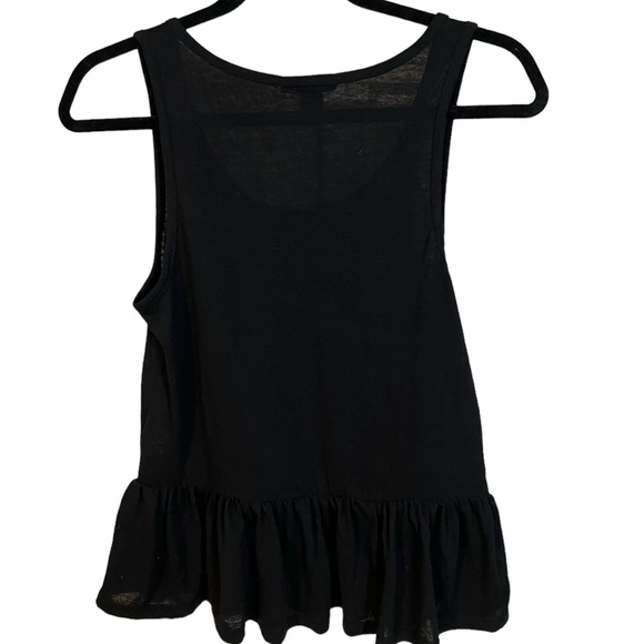 A Streetwear Society black top in size medium - Picture 5 of 6